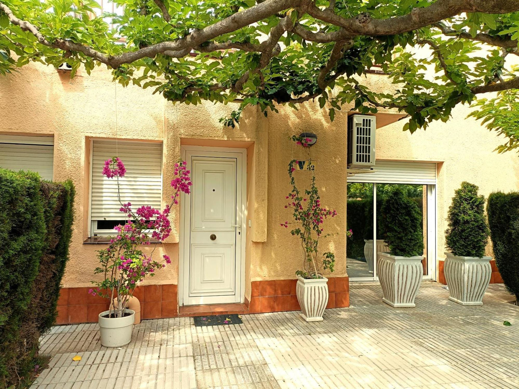 Global Immo 6023 Port Estrella Vakantiehuis *